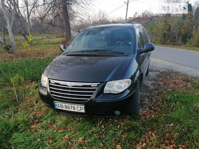 Chrysler Voyager (2005)