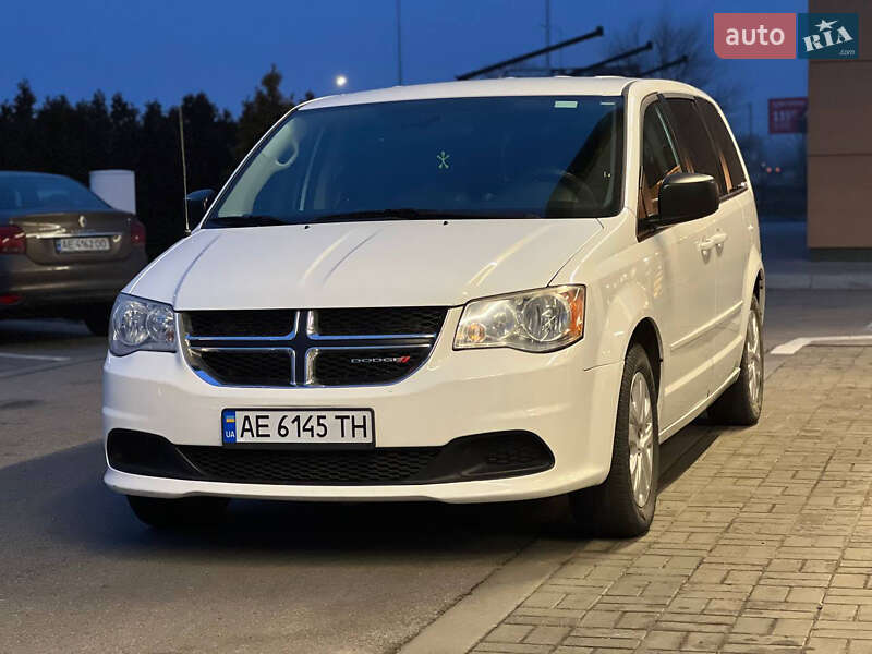 Dodge Grand caravan (2017)