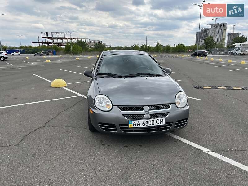 Dodge Neon (2005)