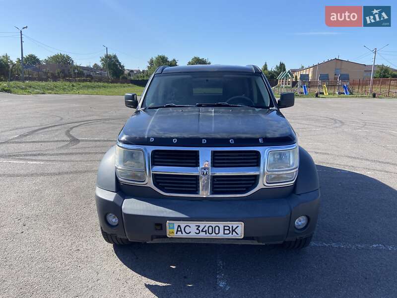 Dodge Nitro (2007)