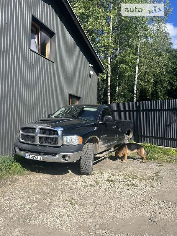 Dodge Ram 1500 (2005)