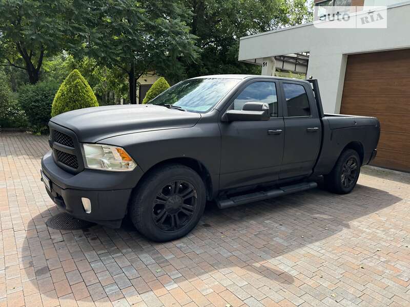 Dodge Ram-1500 (2016)