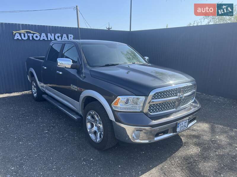 Dodge Ram 1500 (2014)