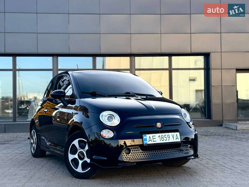 Fiat 500e (2017)