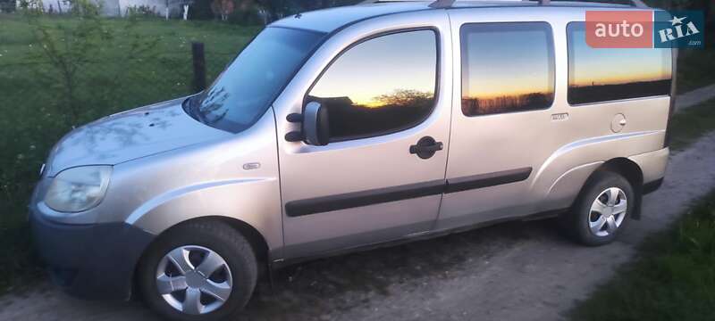 Fiat Doblo (2005)