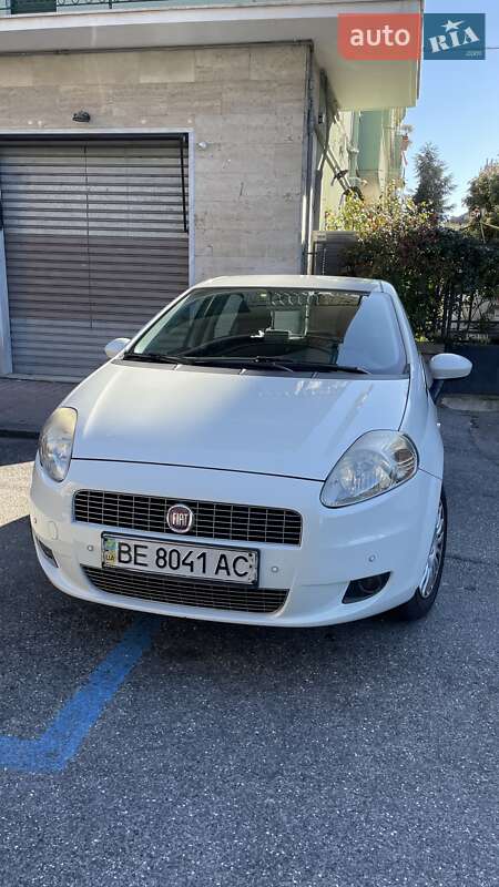 Fiat Grande punto (2011)