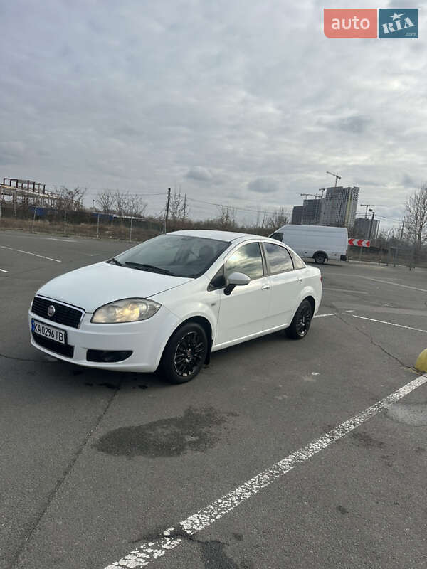 Fiat Linea (2011)