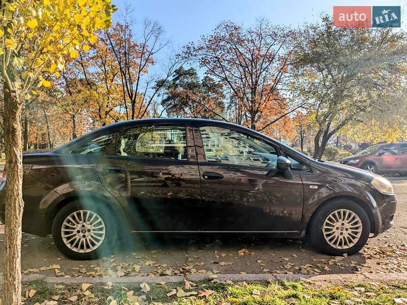 Fiat Linea (2012)