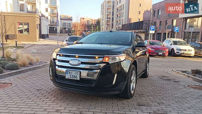 Ford Edge (2012)