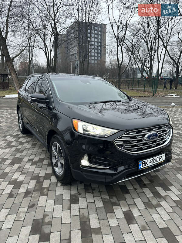 Ford Edge (2020)