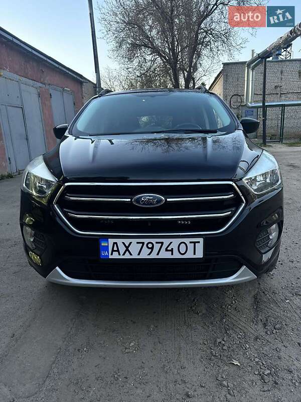 Ford Escape (2018)