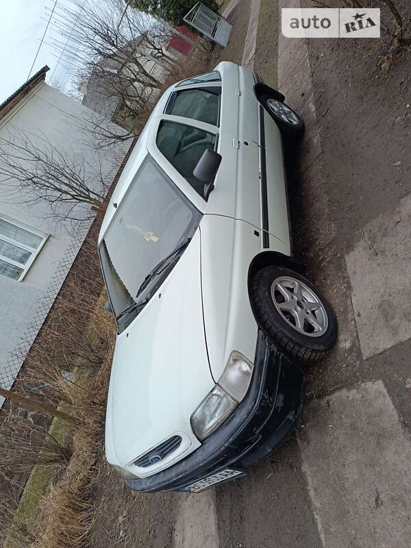 Ford Escort (1993)