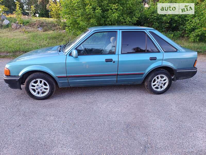 Ford Escort (1988)