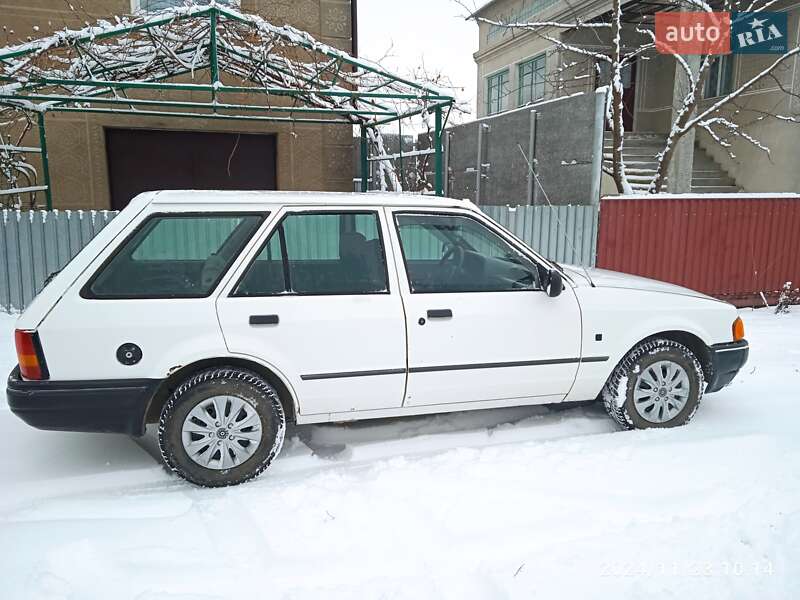 Ford Escort (1989)