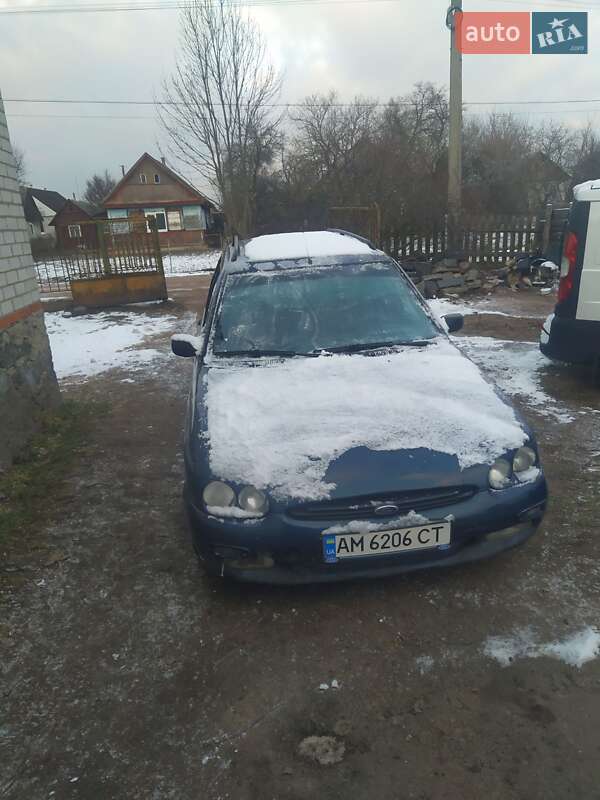 Ford Escort (1996)