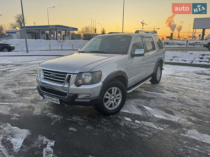 Ford Explorer (2009)