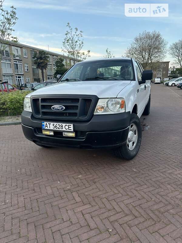 Ford F-150 (2005)