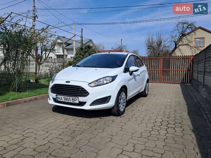 Ford Fiesta (2015)