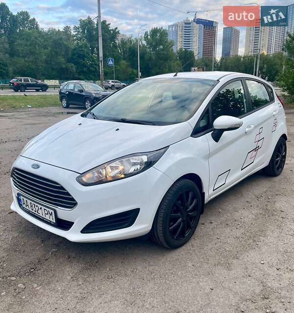 Ford Fiesta (2013)