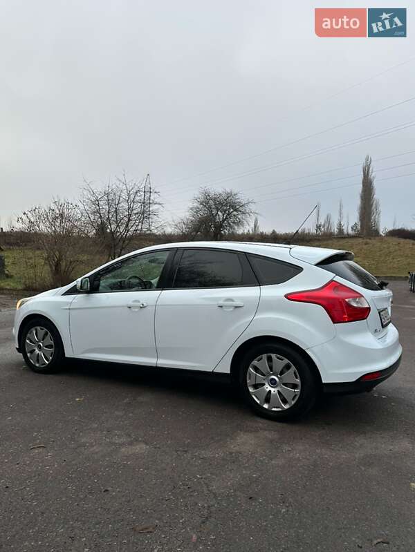 Ford Focus (2012)
