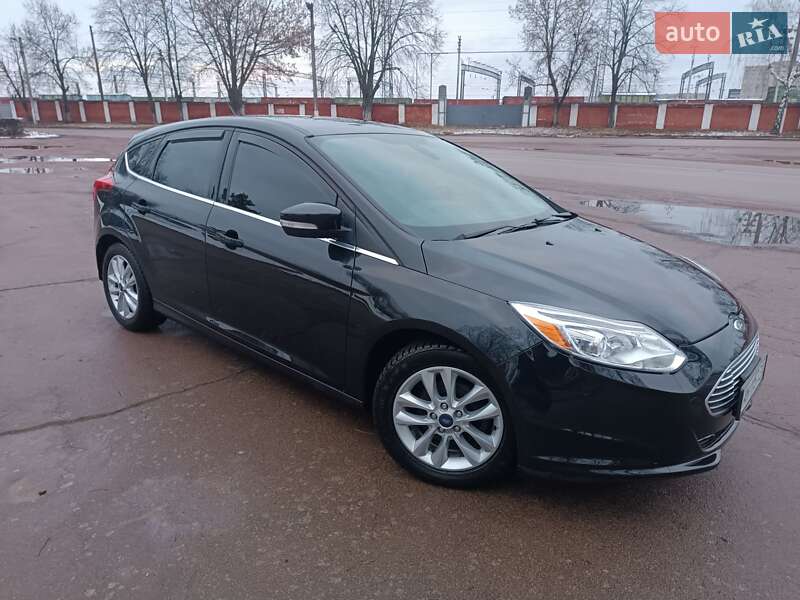 Ford Focus (2012)