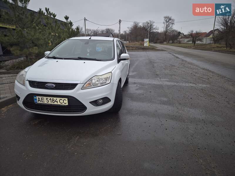 Ford Focus (2010)