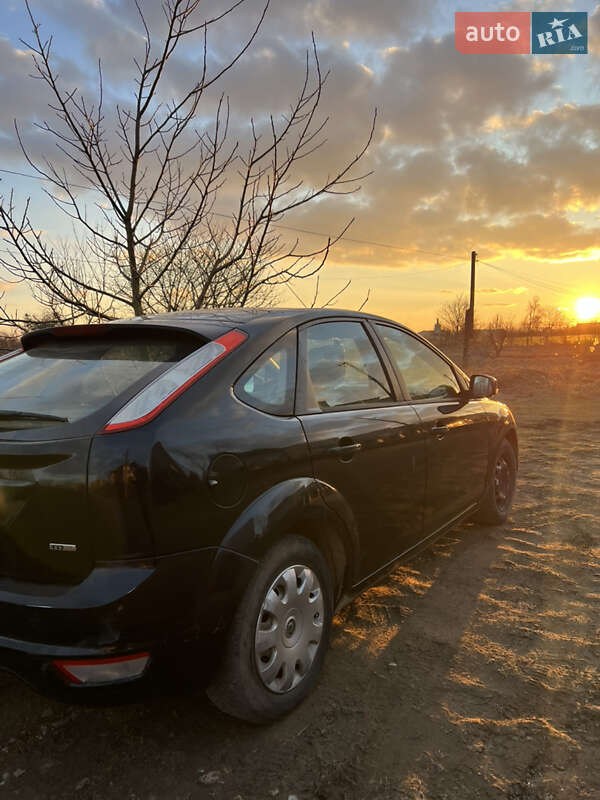 Ford Focus (2010)