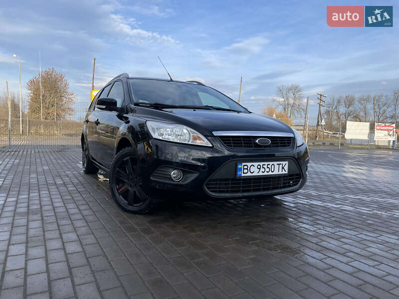 Ford Focus (2010)