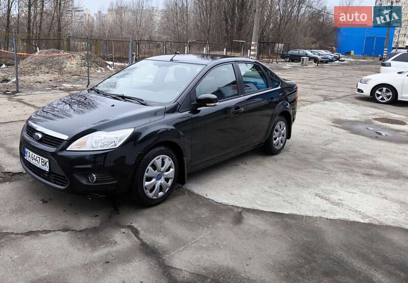 Ford Focus (2010)