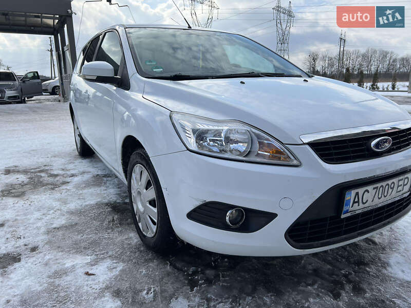 Ford Focus (2010)