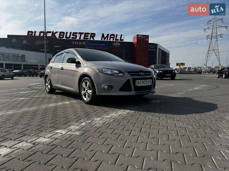 Ford Focus (2011)
