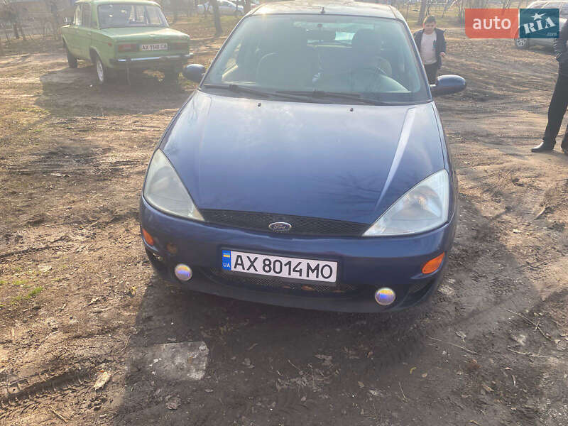 Ford Focus (2000)