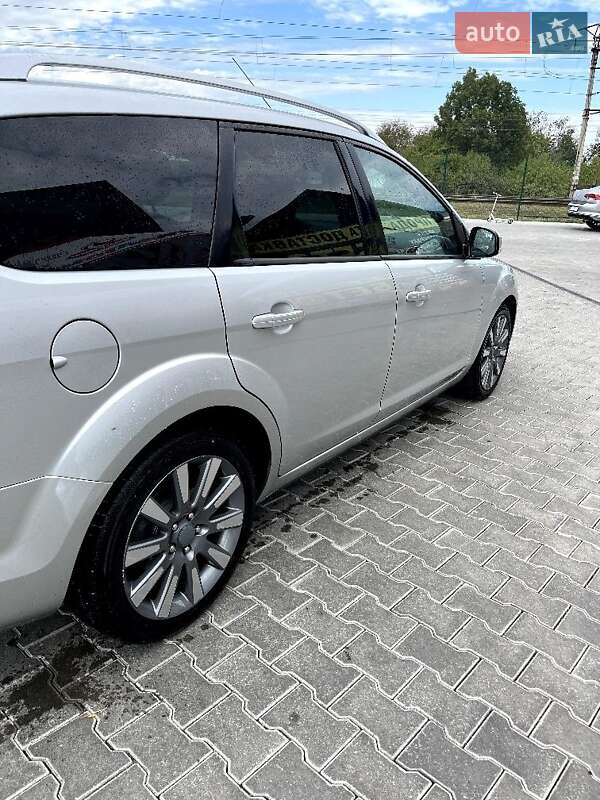 Ford Focus (2009)
