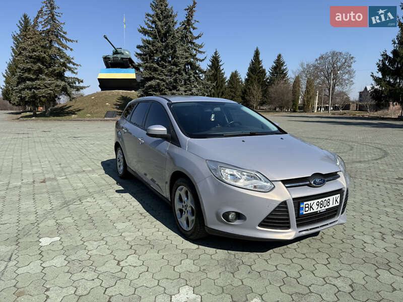 Ford Focus (2011)