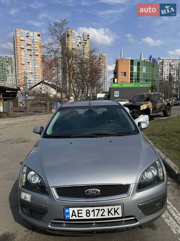 Ford Focus (2005)