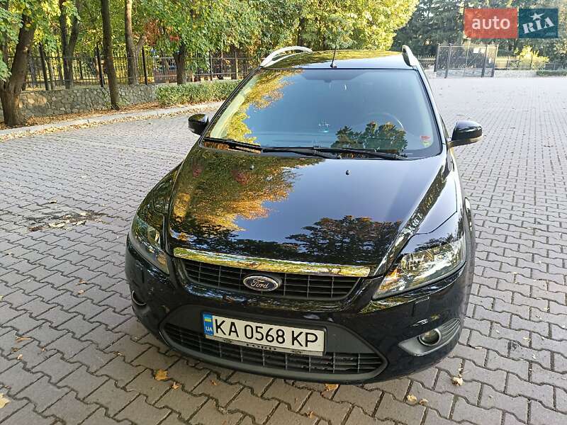 Ford Focus (2010)