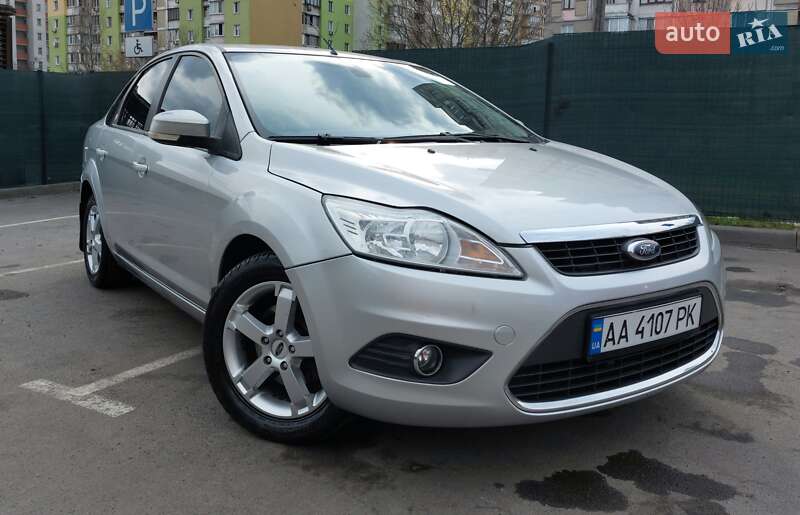 Ford Focus (2008)