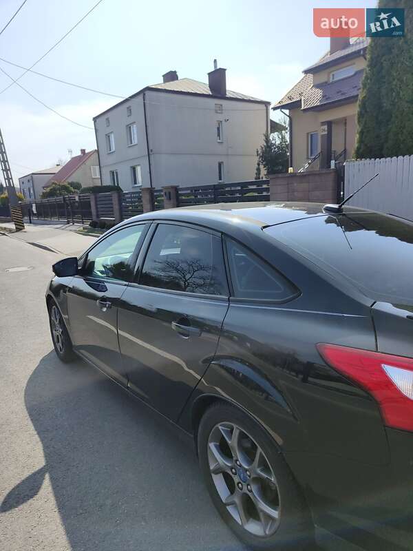 Ford Focus (2013)