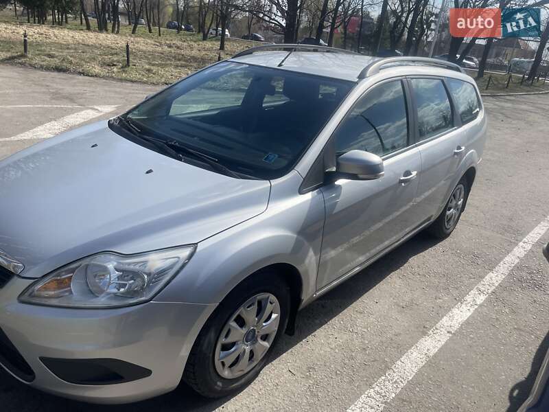 Ford Focus (2008)