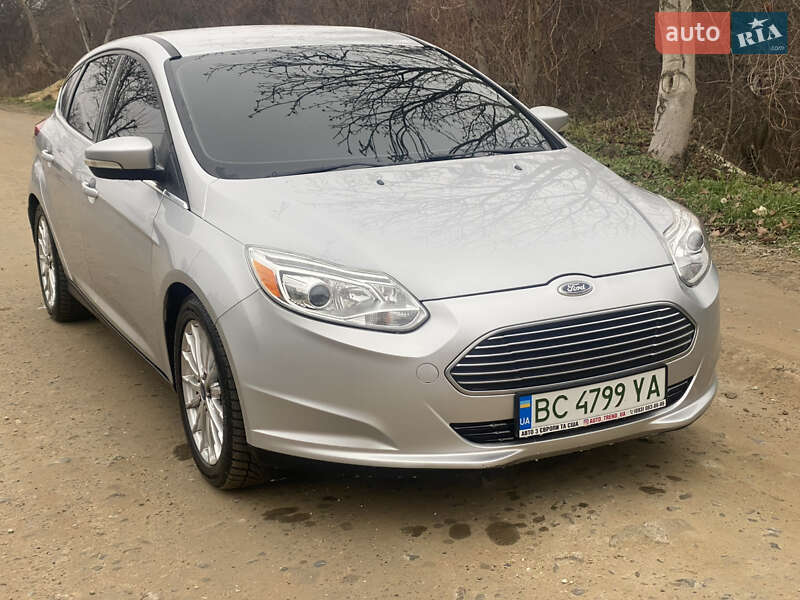 Ford Focus (2011)