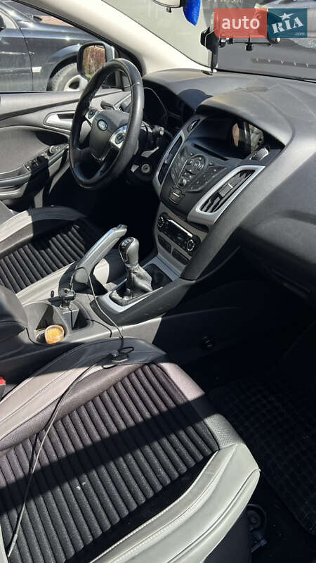 Ford Focus (2013)