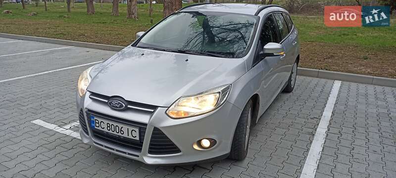 Ford Focus (2012)
