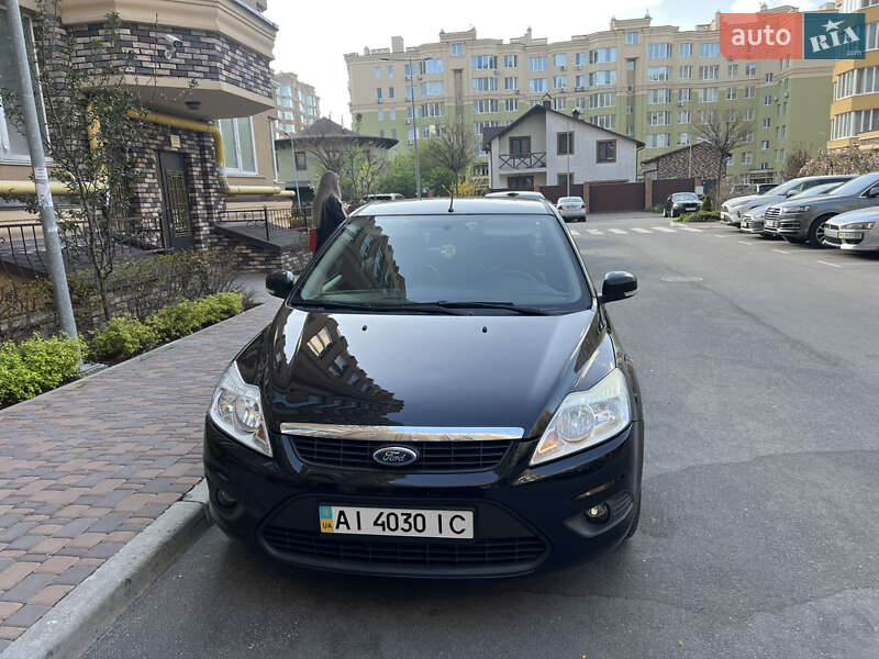 Ford Focus (2010)