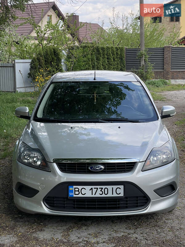 Ford Focus (2008)