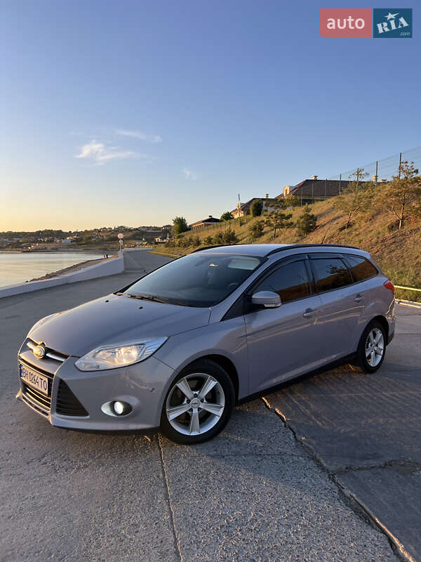 Ford Focus (2011)