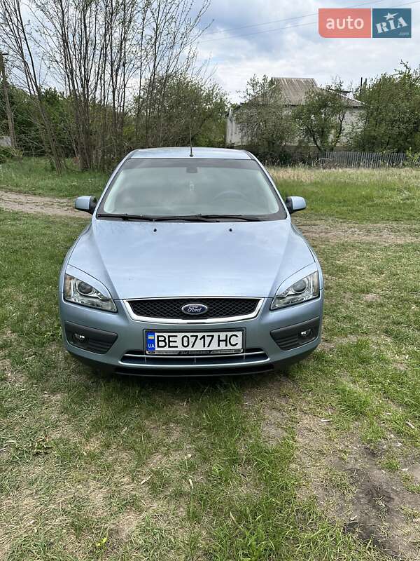 Ford Focus (2005)