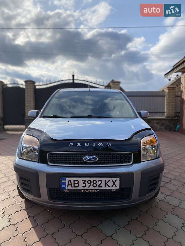 Ford Fusion (2007)