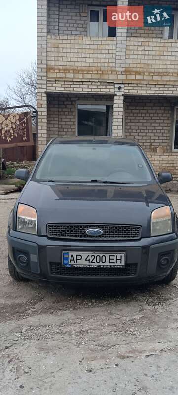 Ford Fusion (2007)