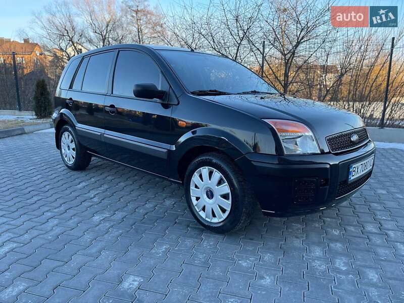 Ford Fusion (2006)