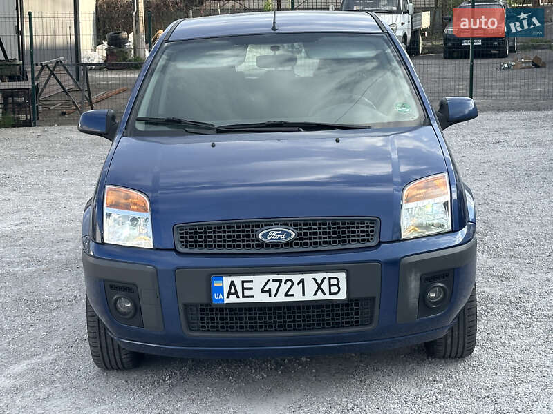 Ford Fusion (2009)